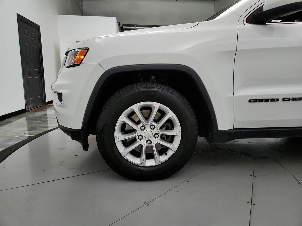 2021 Jeep Grand Cherokee Laredo E - Photo 13