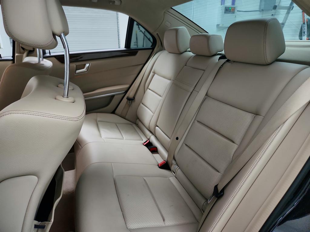 2014 Mercedes-Benz E-Class - Photo 24