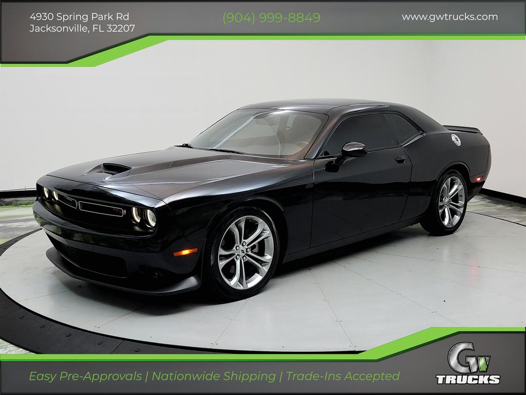 2022 Dodge Challenger R/T's photo