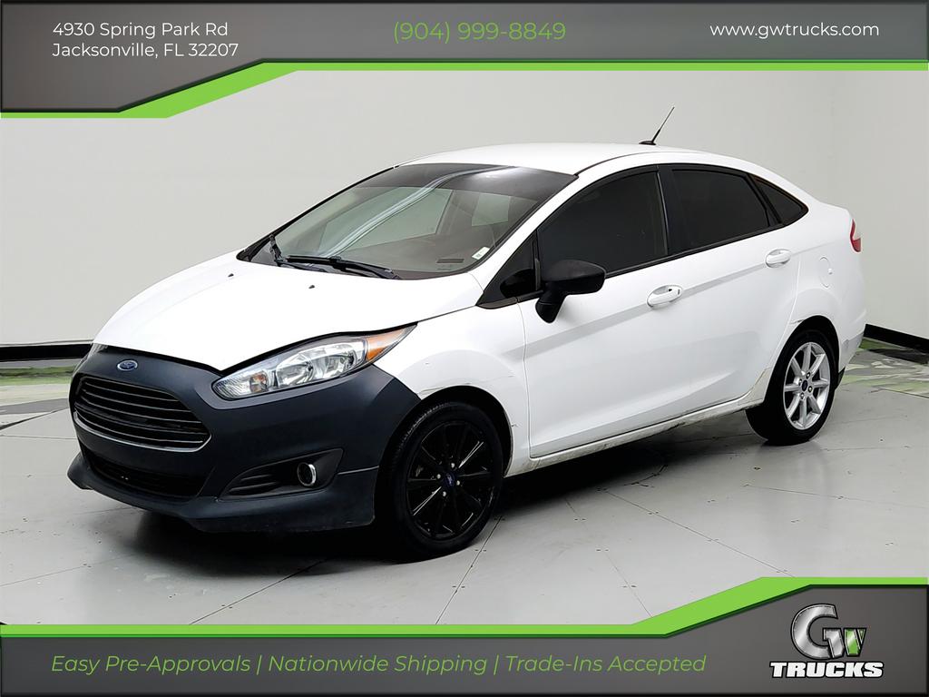 2019 Ford Fiesta SE's photo