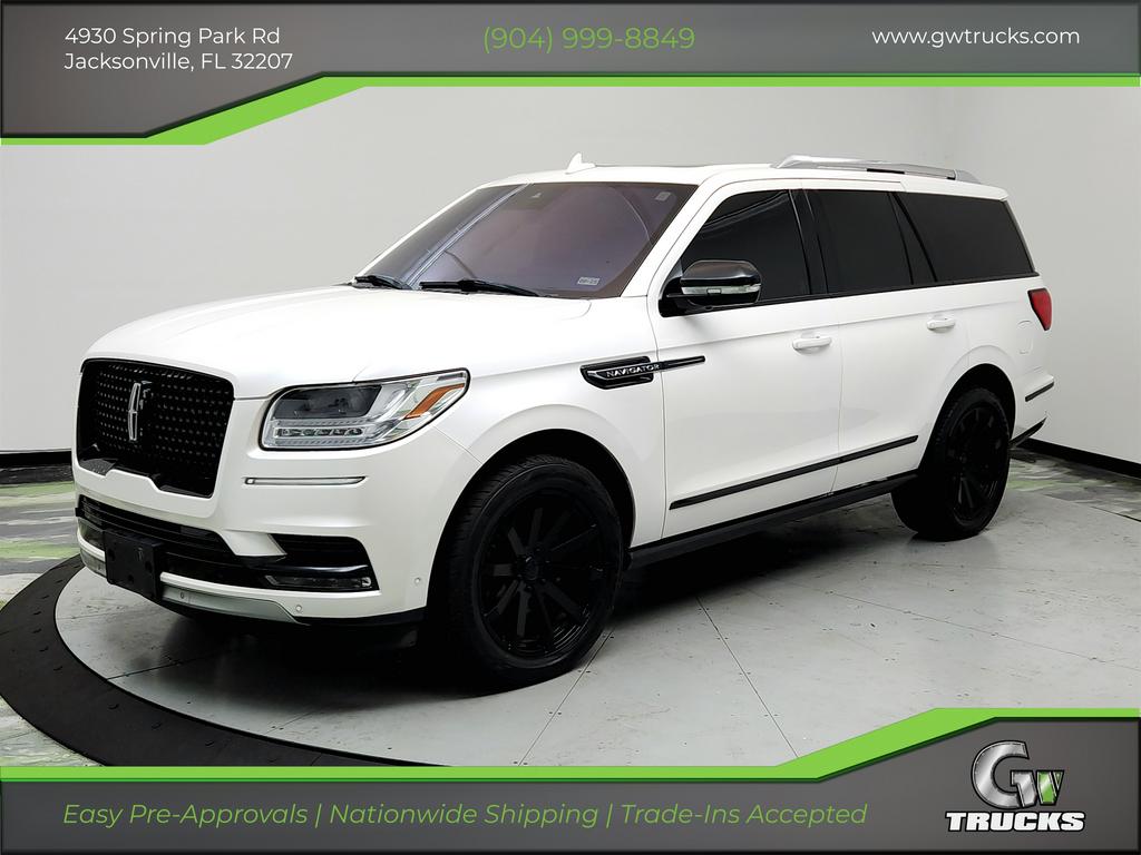 2019 Lincoln Navigator Reserve's photo