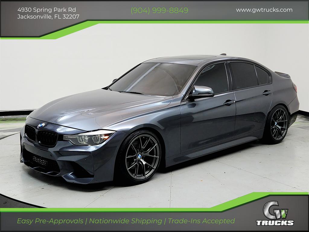 2018 BMW 3 Series 330i's photo