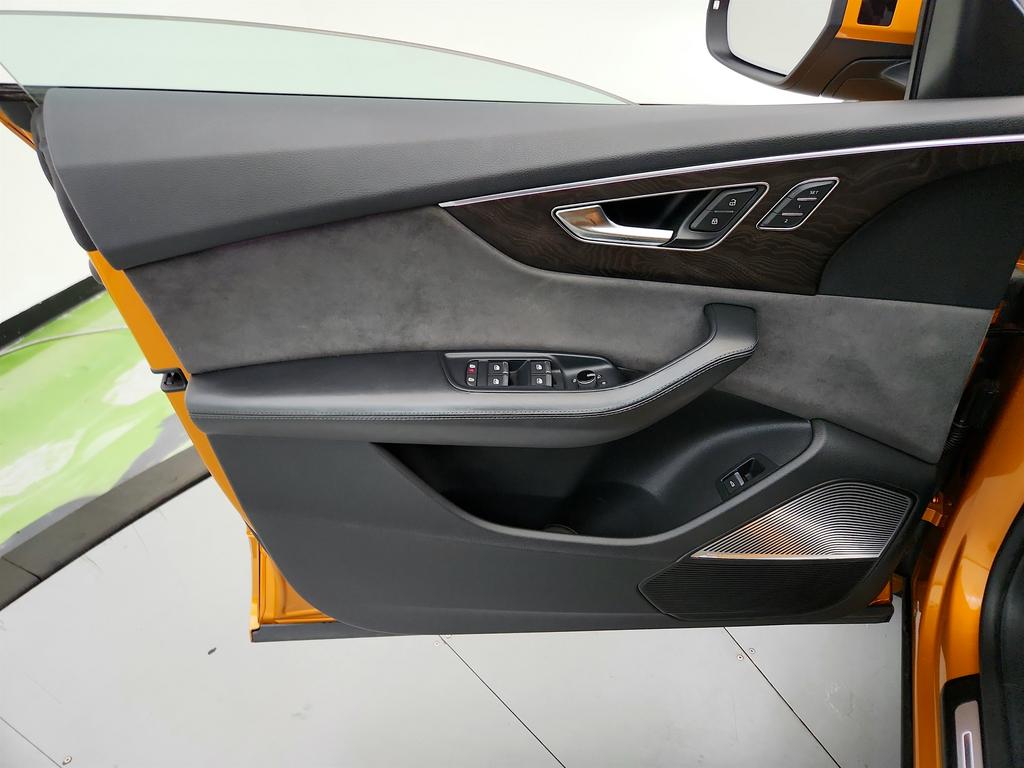 2019 Audi Q8 Prestige - Photo 24