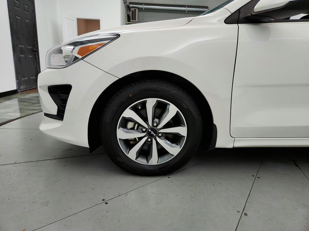 2023 Kia Rio S - Photo 29