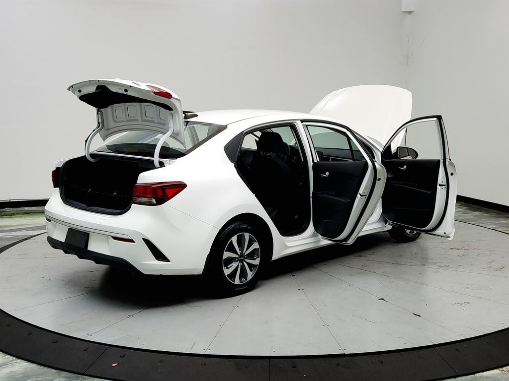2023 Kia Rio S - Photo 11