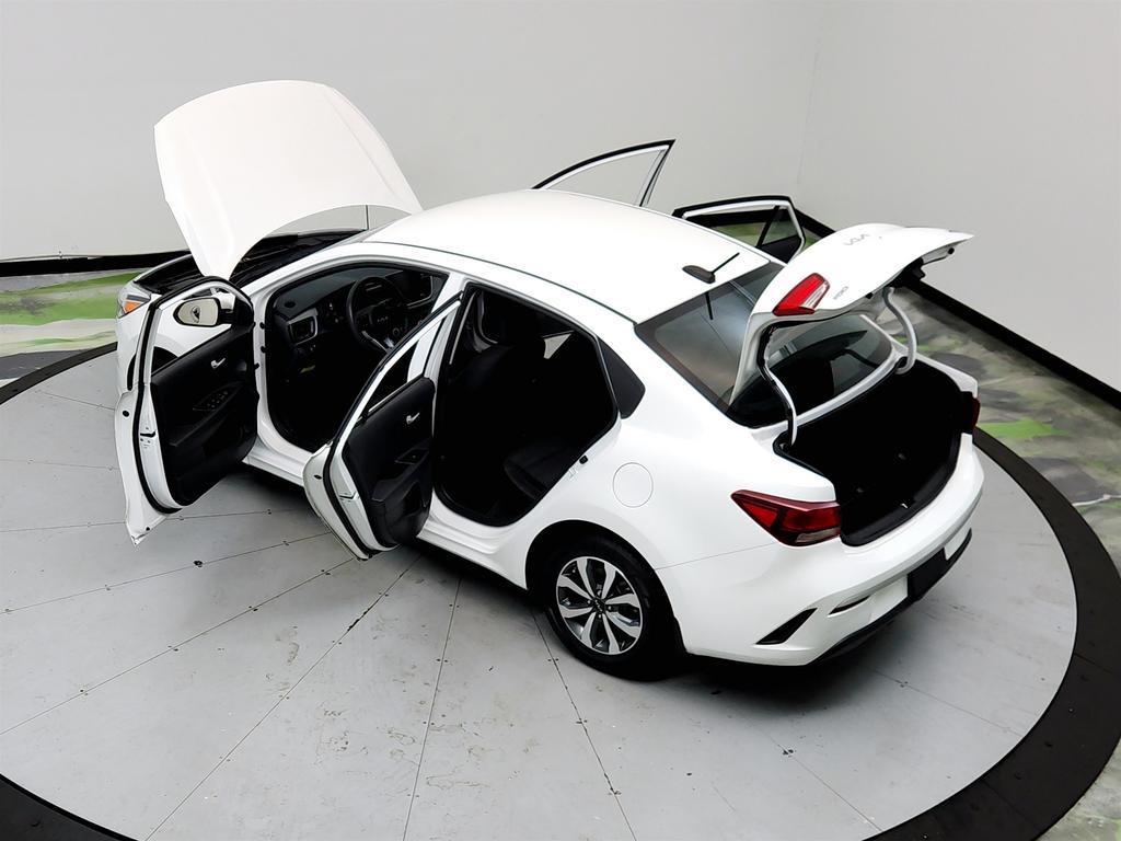 2023 Kia Rio S - Photo 37