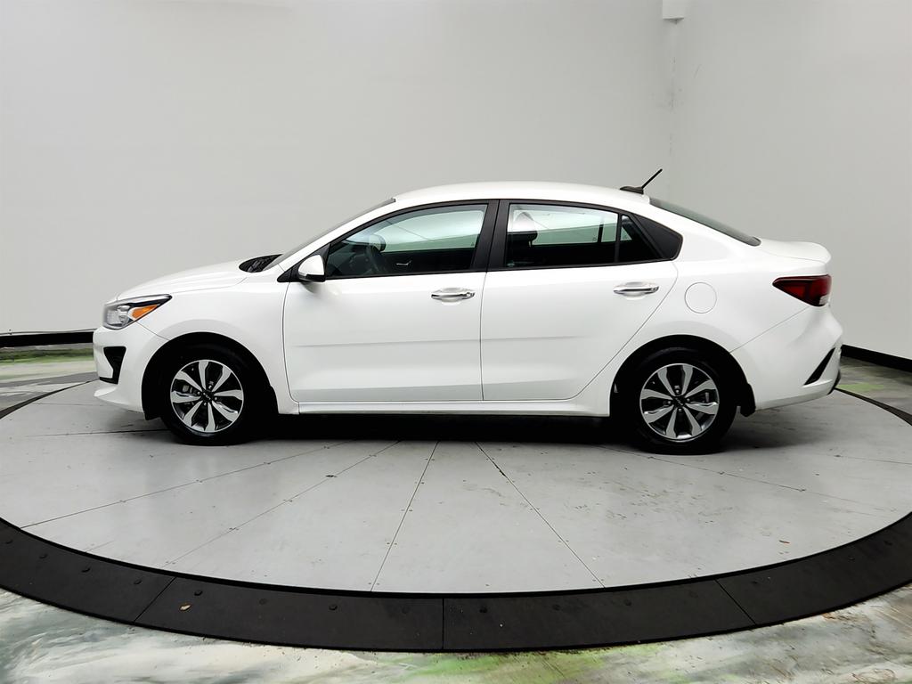 2023 Kia Rio S - Photo 8