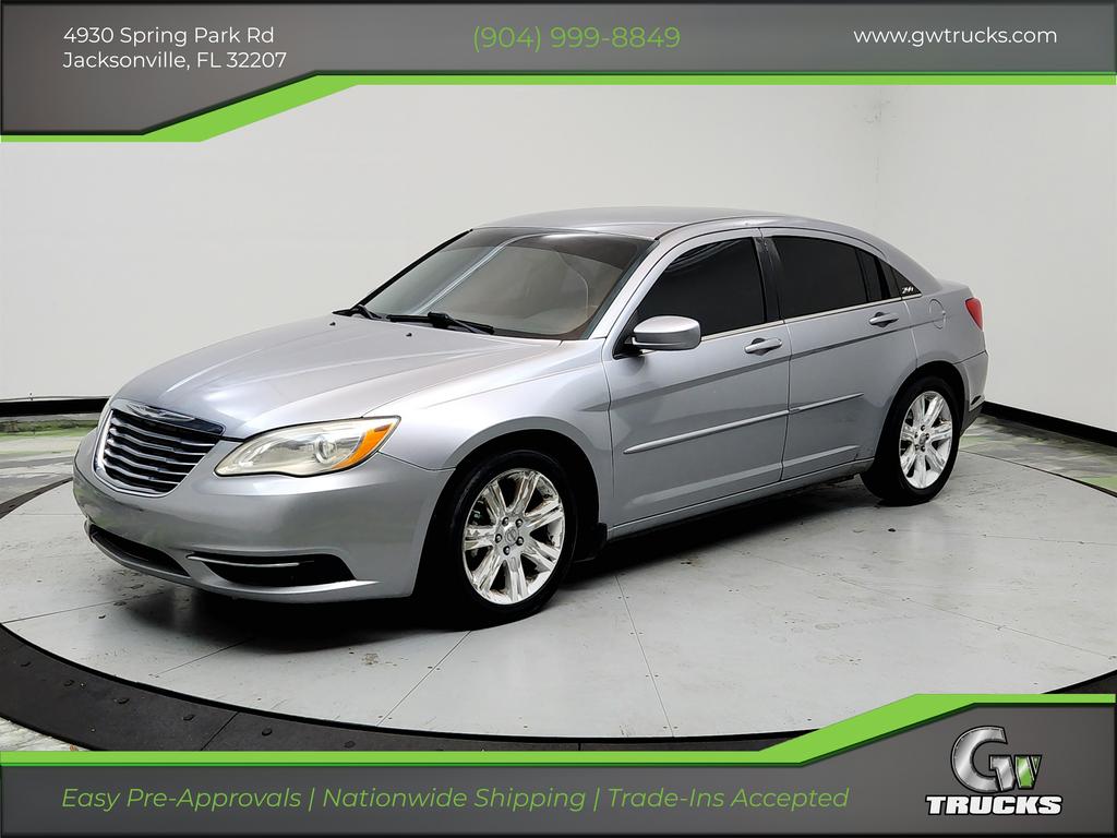 2013 Chrysler 200 Touring