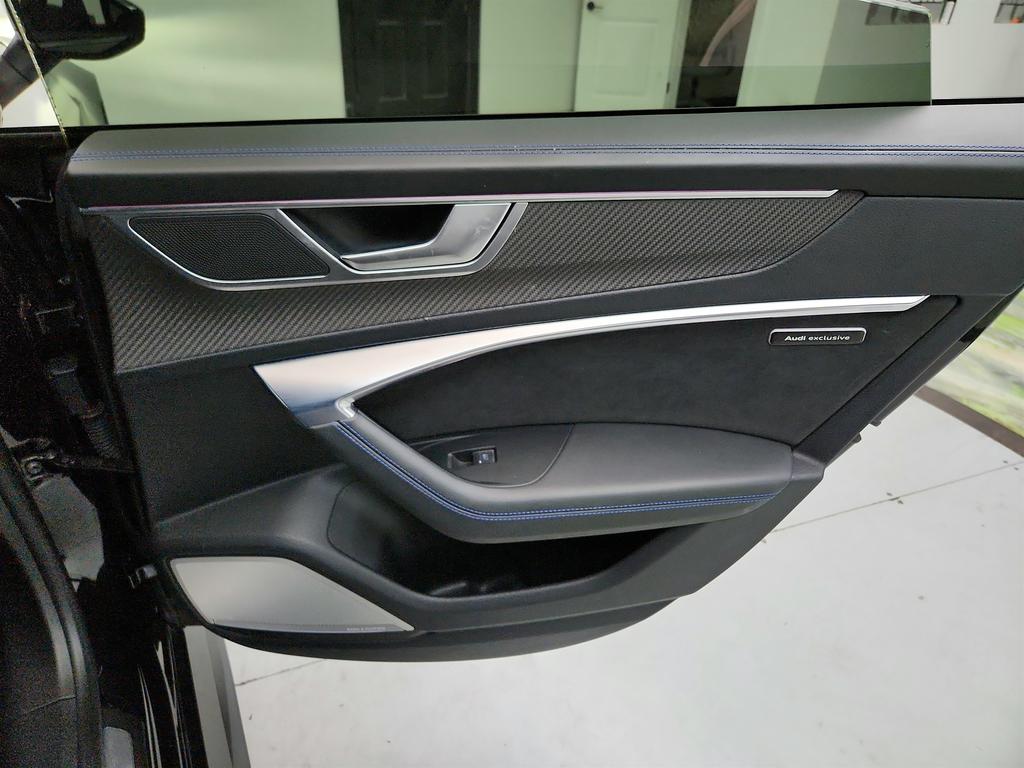 2022 Audi RS 7 31
