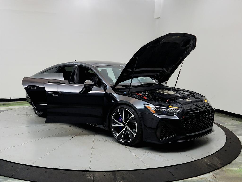2022 Audi RS 7 11