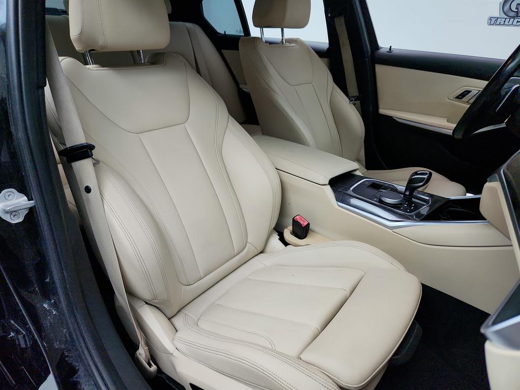 2020 BMW 3 Series 330i - Photo 28