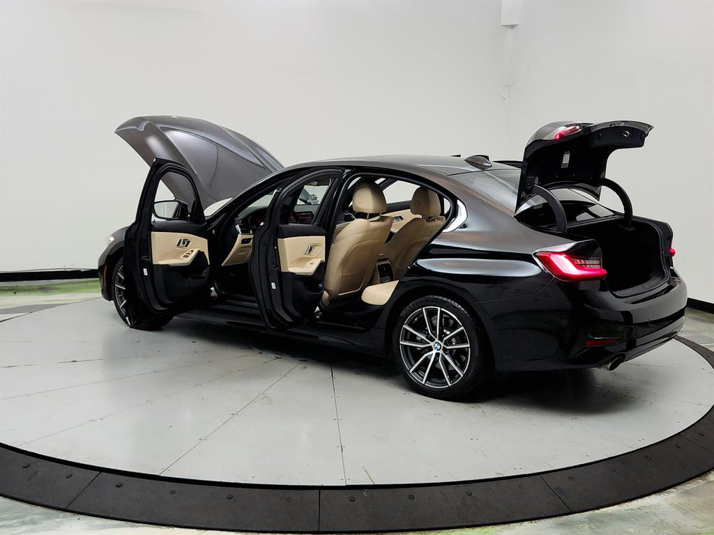 2020 BMW 3 Series 330i - Photo 12