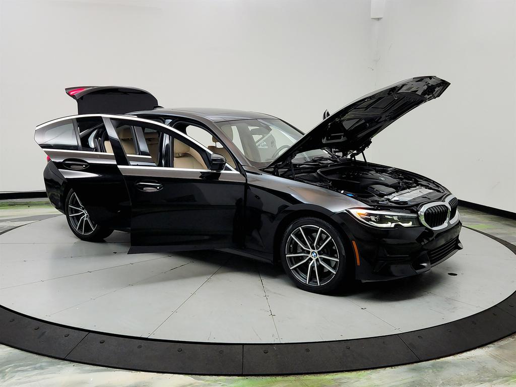 2020 BMW 3 Series 330i - Photo 10