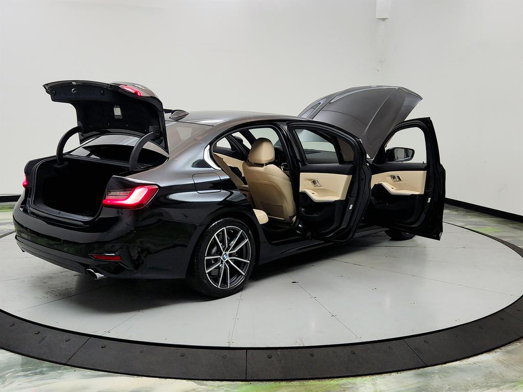 2020 BMW 3 Series 330i - Photo 11