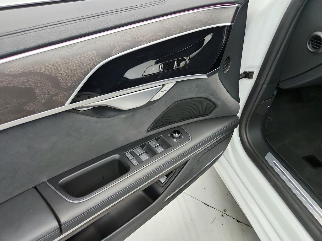 2023 Audi A8 23