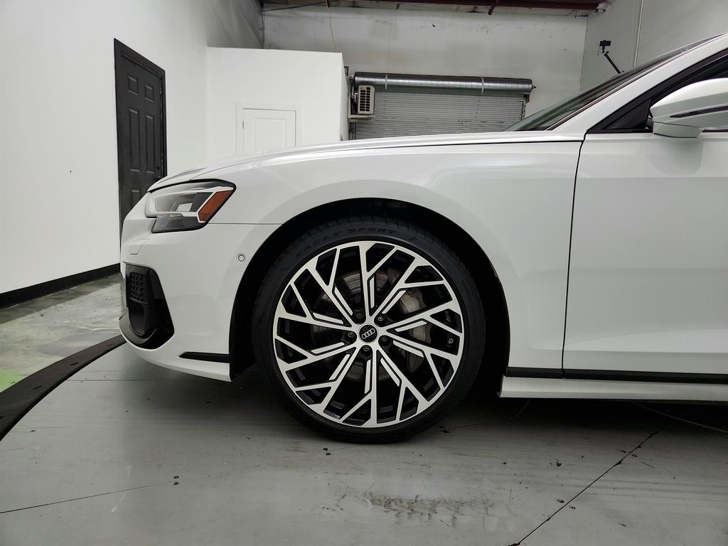 2023 Audi A8 33