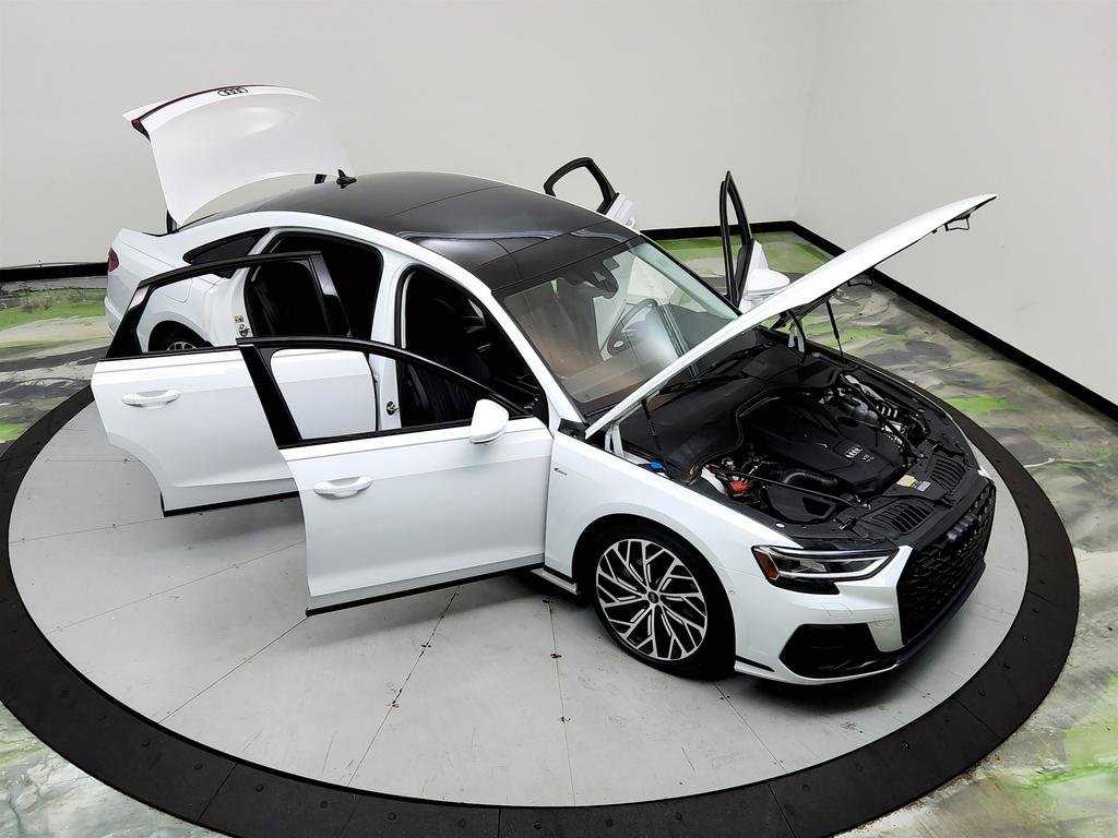 2023 Audi A8 39