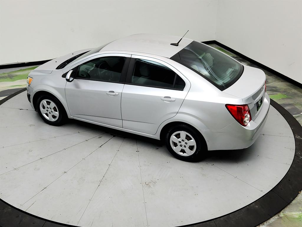 2014 Chevrolet Sonic 37