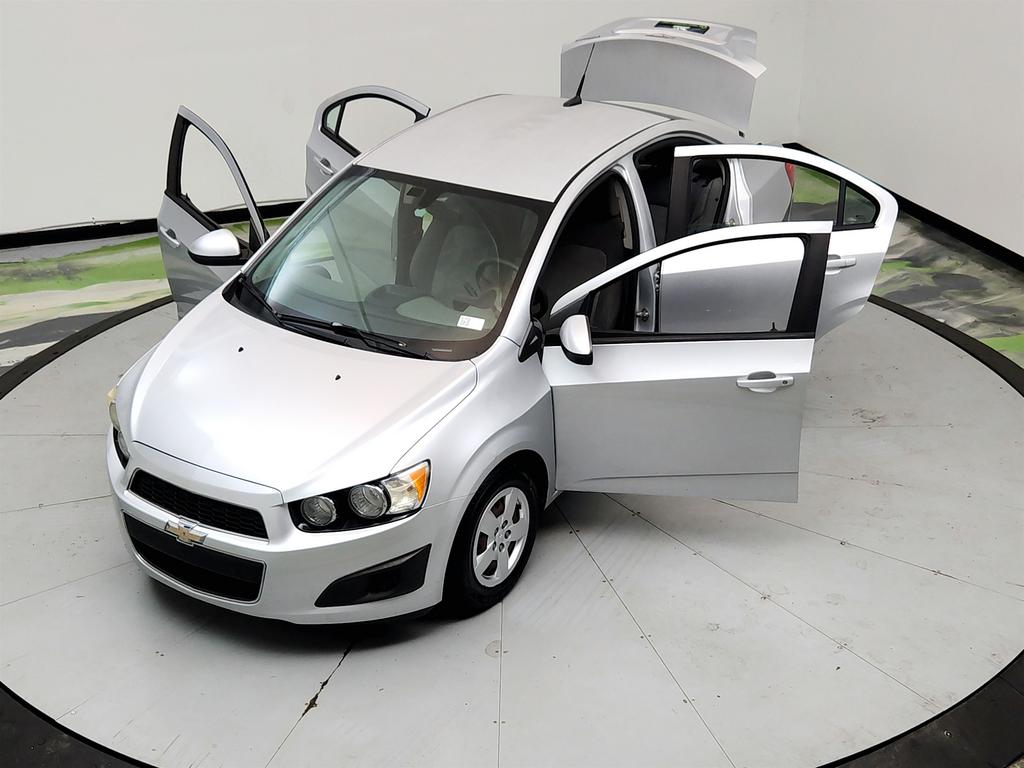 2014 Chevrolet Sonic 39