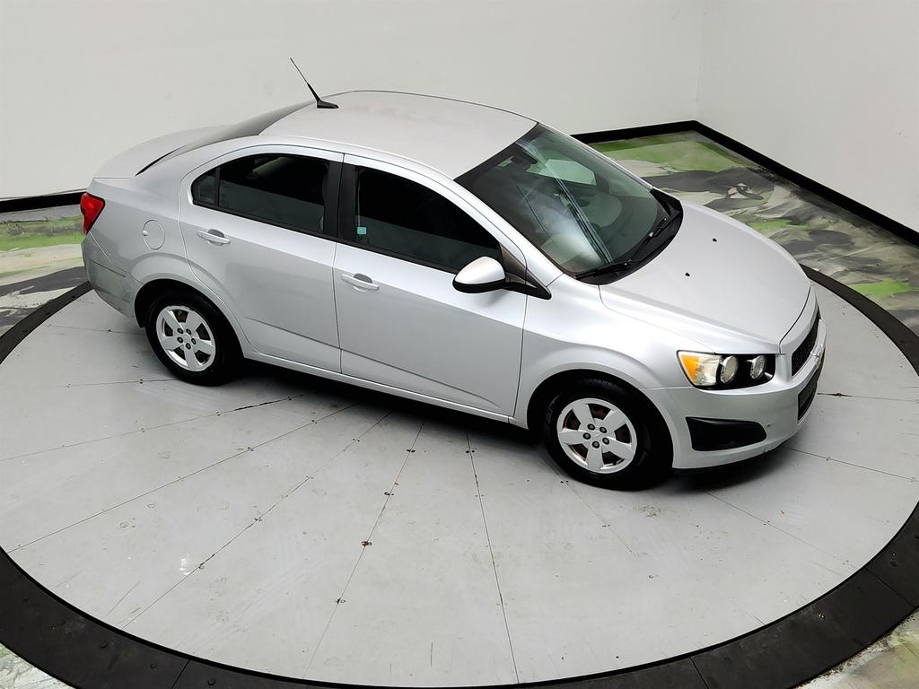 2014 Chevrolet Sonic 33