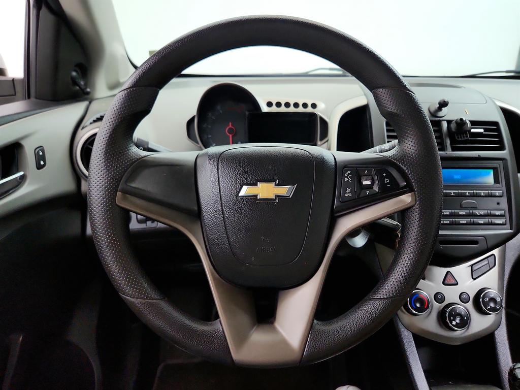 2014 Chevrolet Sonic 17