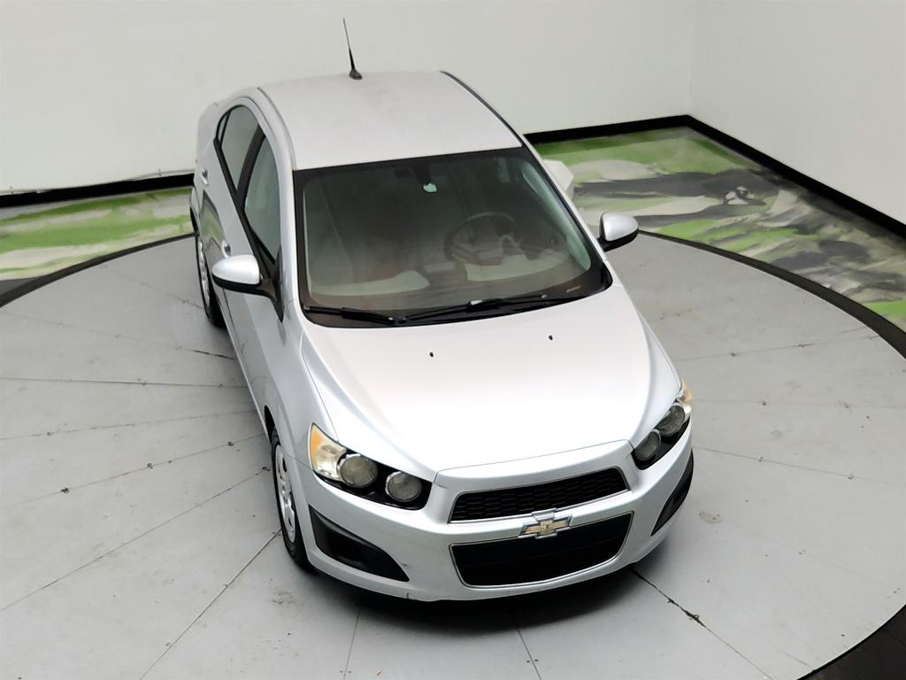 2014 Chevrolet Sonic 32