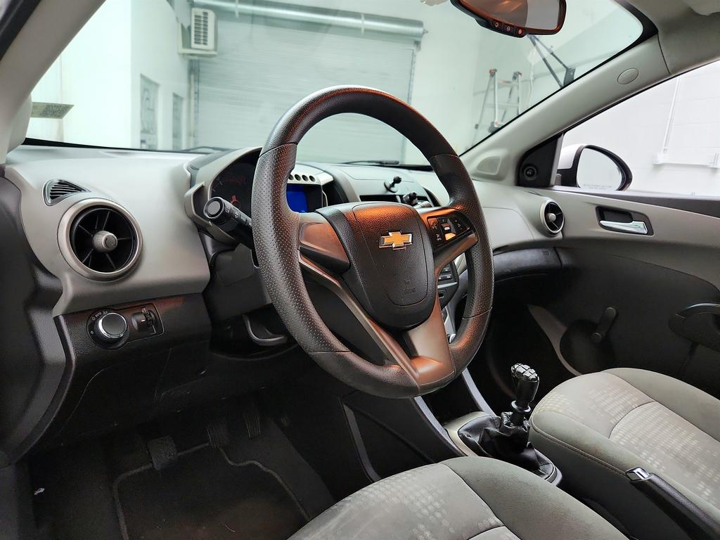2014 Chevrolet Sonic 14
