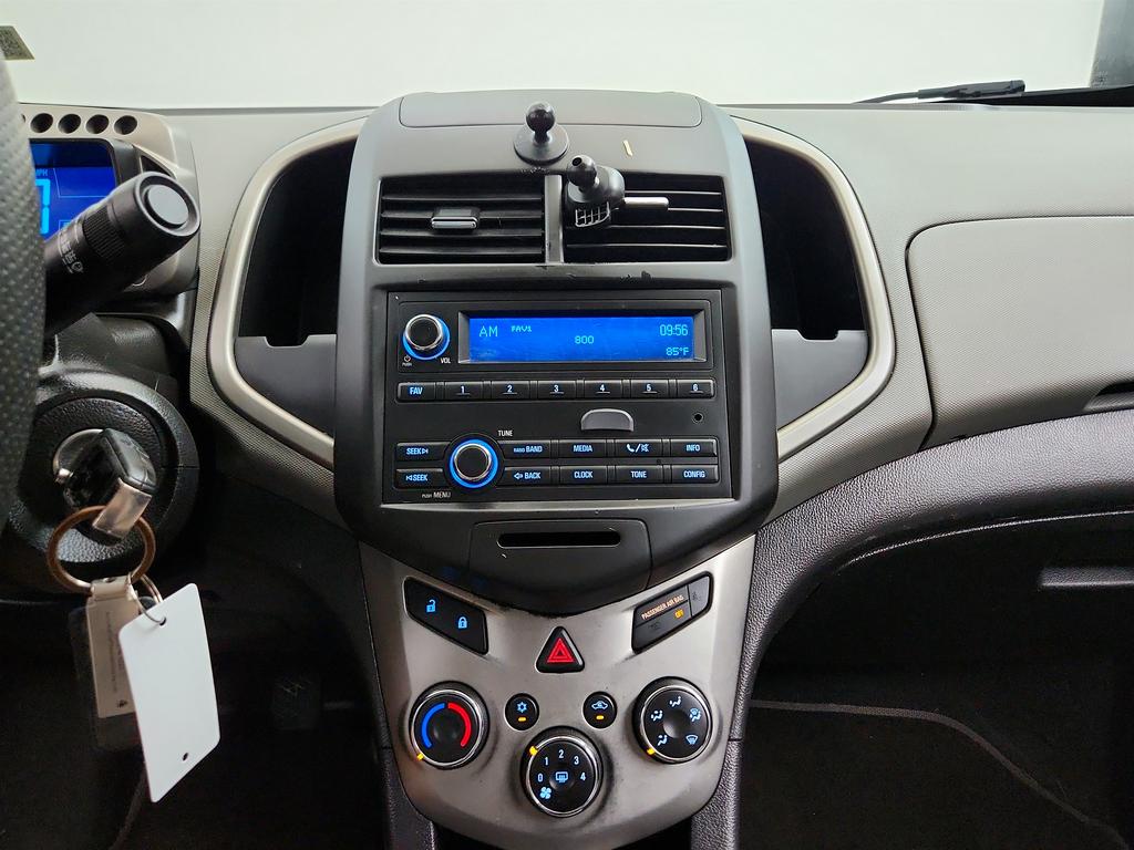2014 Chevrolet Sonic 19