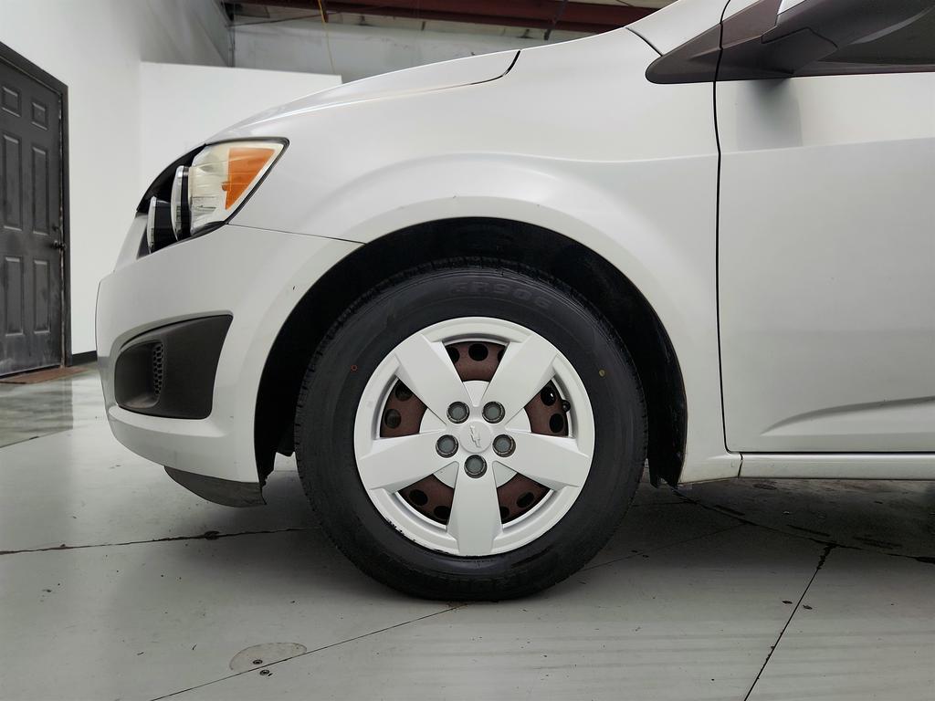 2014 Chevrolet Sonic 30