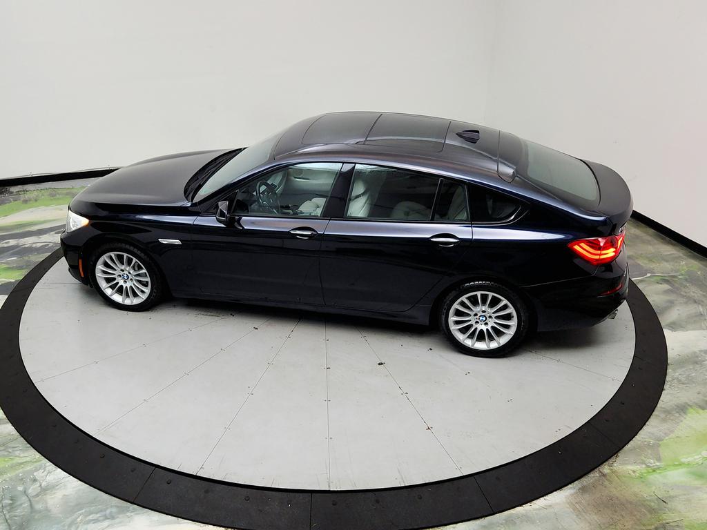 2017 BMW 5 Series 535i - Photo 41