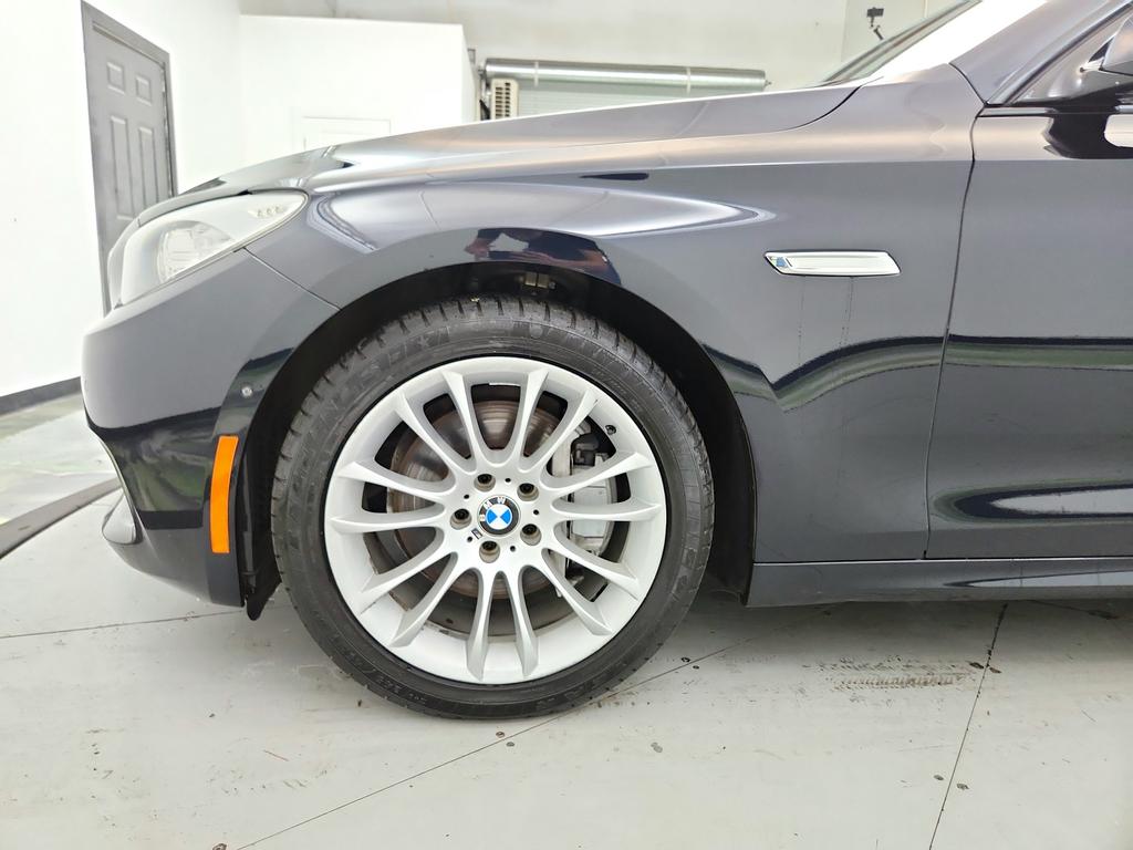 2017 BMW 5 Series 535i - Photo 33