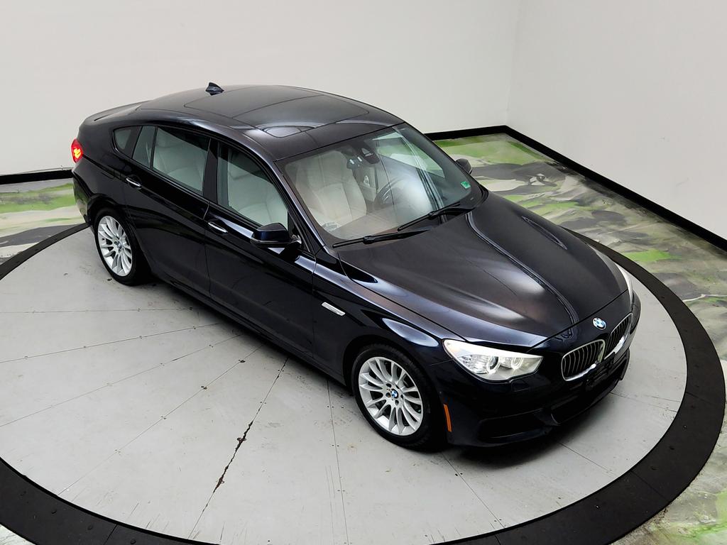 2017 BMW 5 Series 535i - Photo 36
