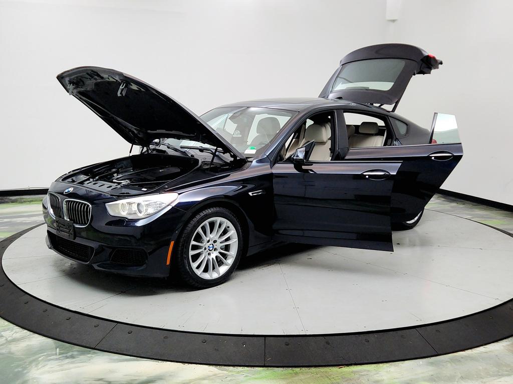 2017 BMW 5 Series 535i - Photo 9